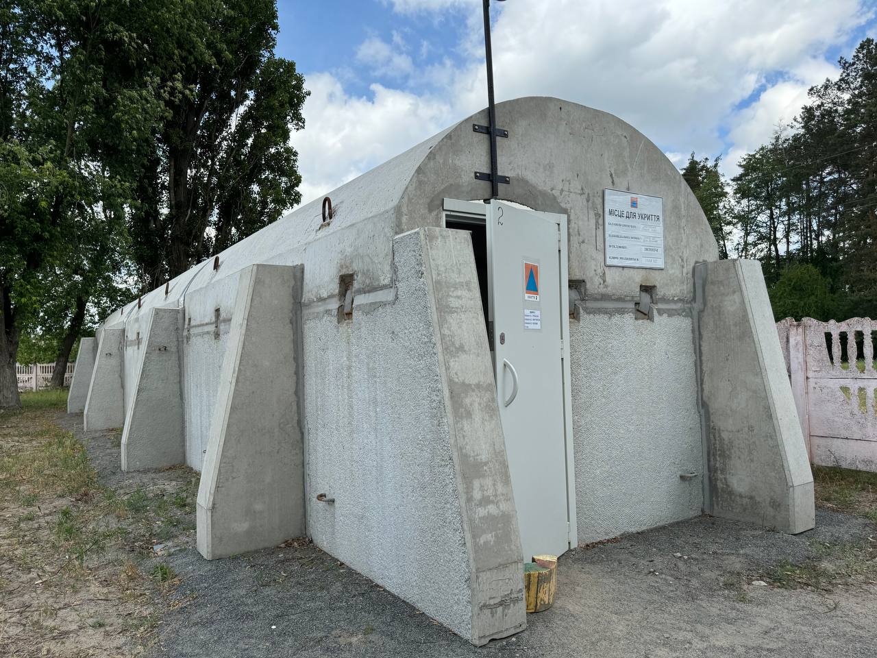 Чому укриття від Хоббіт хаус - надійний помічник під час повітряних тривог?